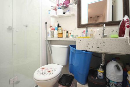 Banheiro de apartamento para alugar com 1 quarto, 36m² em Vila Ema, São Paulo
