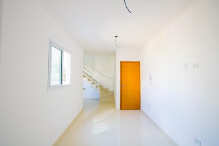 Apartamento para alugar com 84m², 2 quartos e 1 vaga Apartamento para alugar com 84m², 2 quartos e 1 vagaSala