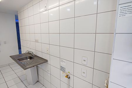 Apartamento à venda com 45m², 2 quartos e sem vagaCozinha e Área de Serviço