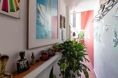 Casa à venda com 248m², 2 quartos e 4 vagasCorredor Lateral