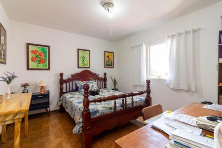 Casa à venda com 248m², 2 quartos e 4 vagasQuarto 2