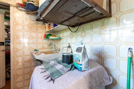 Casa à venda com 248m², 2 quartos e 4 vagasÁrea de Serviço