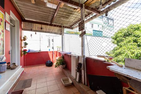 Casa à venda com 248m², 2 quartos e 4 vagasQuintal