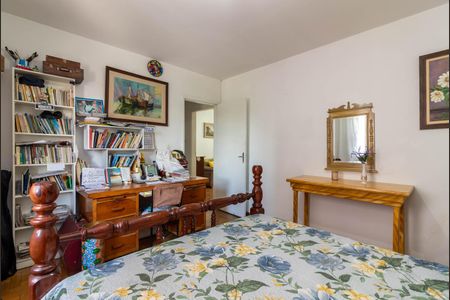 Casa à venda com 248m², 2 quartos e 4 vagasQuarto 2