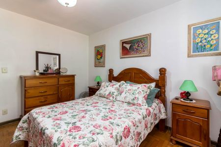 Casa à venda com 248m², 2 quartos e 4 vagasQuarto 1