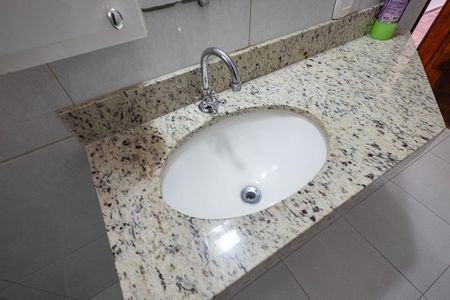 Apartamento à venda com 108m², 2 quartos e 1 vagaBanheiro