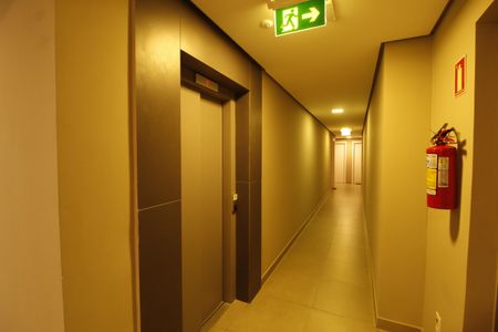 Apartamento à venda com 66m², 2 quartos e 1 vagaCorredor