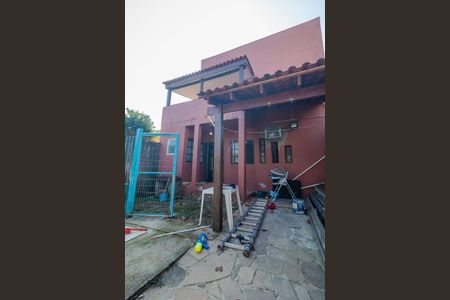 Casa para alugar com 100m², 2 quartos e 2 vagas Casa para alugar com 100m², 2 quartos e 2 vagasFachada