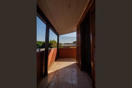 Casa para alugar com 100m², 2 quartos e 2 vagas Casa para alugar com 100m², 2 quartos e 2 vagasVaranda