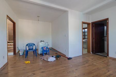 Casa para alugar com 100m², 2 quartos e 2 vagas Casa para alugar com 100m², 2 quartos e 2 vagasSala