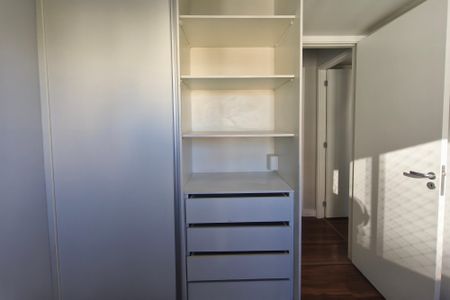 Apartamento à venda com 72m², 3 quartos e 2 vagasQuarto 2