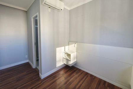 Apartamento à venda com 72m², 3 quartos e 2 vagasSuíte