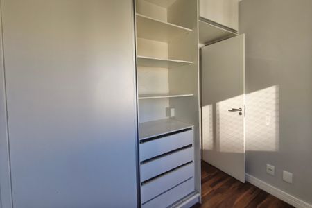 Apartamento à venda com 72m², 3 quartos e 2 vagasQuarto 2