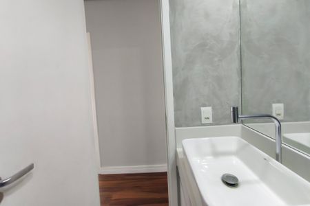 Apartamento à venda com 72m², 3 quartos e 2 vagasBanheiro Social