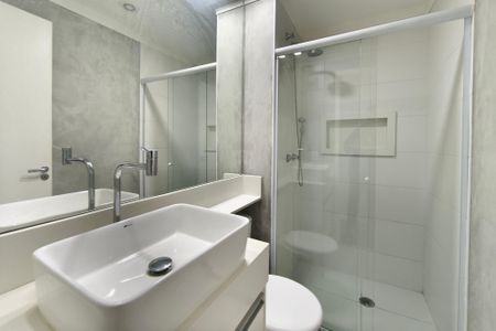 Apartamento à venda com 72m², 3 quartos e 2 vagasBanheiro Social