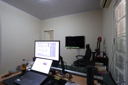 Casa para alugar com 150m², 2 quartos e 1 vagaQuarto 1