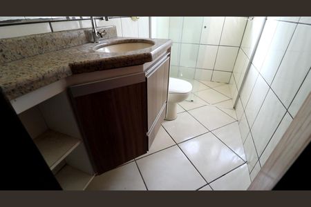 Casa para alugar com 172m², 3 quartos e 2 vagasBanheiro Social