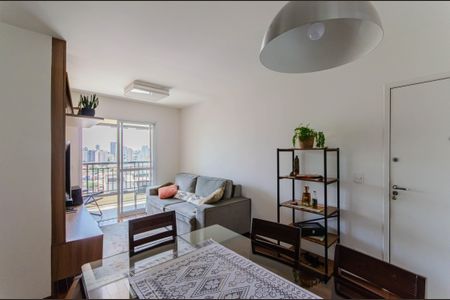 Apartamento à venda com 70m², 2 quartos e 2 vagasSala
