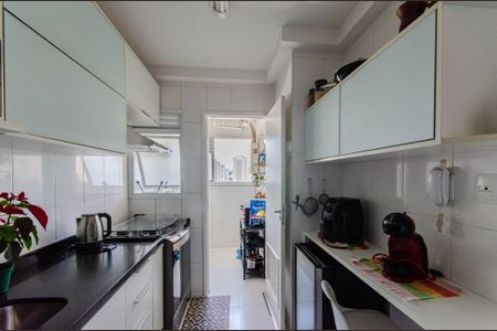 Apartamento à venda com 70m², 2 quartos e 2 vagasCozinha