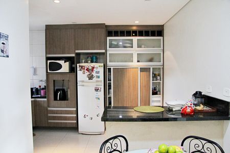 Casa para alugar com 180m², 3 quartos e 2 vagasCozinha