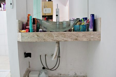 Casa para alugar com 180m², 3 quartos e 2 vagasBanheiro da Suíte