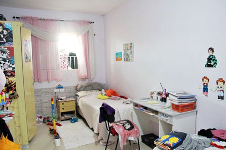 Casa para alugar com 180m², 3 quartos e 2 vagasQuarto 2