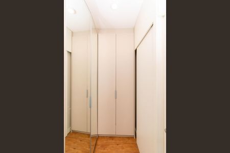 Apartamento à venda com 55m², 2 quartos e 1 vaga Apartamento à venda com 55m², 2 quartos e 1 vagaSuíte