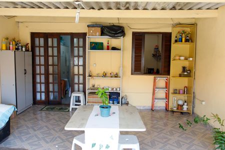 Casa à venda com 164m², 3 quartos e 2 vagas Casa à venda com 164m², 3 quartos e 2 vagasSacada