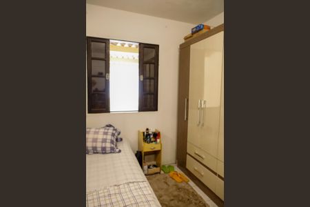 Casa à venda com 164m², 3 quartos e 2 vagas Casa à venda com 164m², 3 quartos e 2 vagasQuarto 2