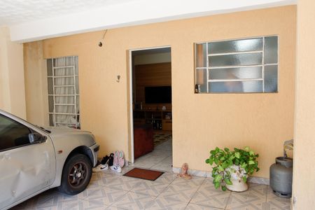 Casa à venda com 164m², 3 quartos e 2 vagas Casa à venda com 164m², 3 quartos e 2 vagasGaragem