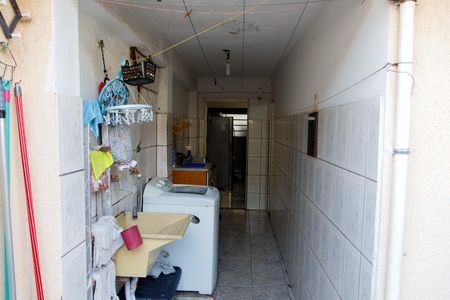 Casa à venda com 164m², 3 quartos e 2 vagas Casa à venda com 164m², 3 quartos e 2 vagasÁrea comum