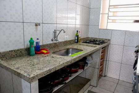 Casa à venda com 164m², 3 quartos e 2 vagas Casa à venda com 164m², 3 quartos e 2 vagasCozinha
