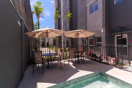 Apartamento para alugar com 24m², 1 quarto e sem vaga Apartamento para alugar com 24m², 1 quarto e sem vagaÁrea comum - Piscina