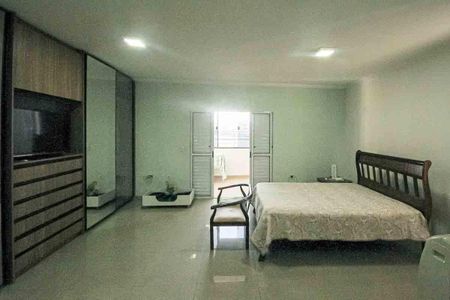 Casa à venda com 100m², 3 quartos e 2 vagas Casa à venda com 100m², 3 quartos e 2 vagasQuarto 01