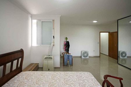 Casa à venda com 100m², 3 quartos e 2 vagas Casa à venda com 100m², 3 quartos e 2 vagasQuarto 01