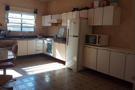 Casa à venda com 250m², 4 quartos e 4 vagas Casa à venda com 250m², 4 quartos e 4 vagasFoto 07