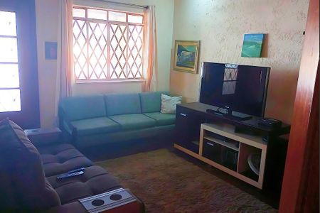 Casa à venda com 250m², 4 quartos e 4 vagas Casa à venda com 250m², 4 quartos e 4 vagasFoto 04