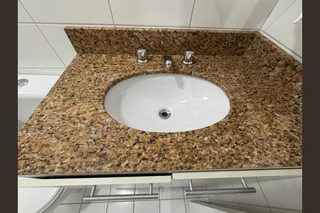 Apartamento para alugar com 89m², 3 quartos e 1 vagaSuíte 2 - Banheiro