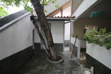 Casa para alugar com 360m², 3 quartos e 4 vagasQuintal
