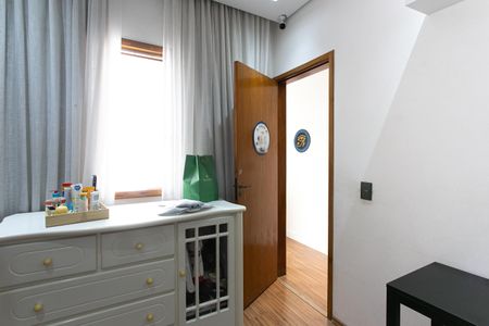 Casa à venda com 200m², 3 quartos e 4 vagasSuíte 3