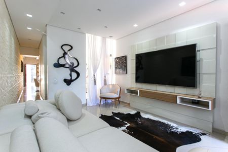 Casa à venda com 200m², 3 quartos e 4 vagasSala