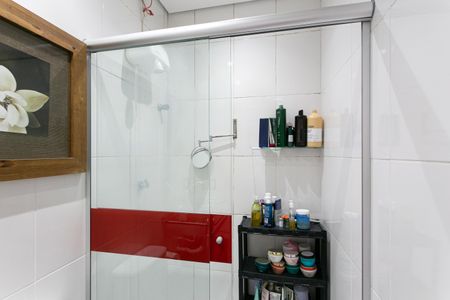 Casa à venda com 200m², 3 quartos e 4 vagasBanheiro da Suíte 2