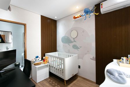 Casa à venda com 200m², 3 quartos e 4 vagasSuíte 3