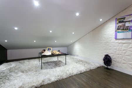 Casa à venda com 200m², 3 quartos e 4 vagasSótão