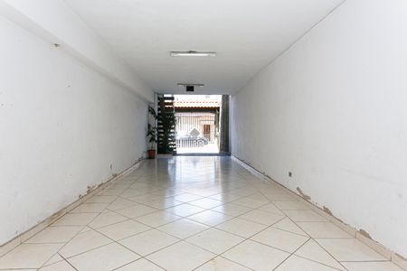 Casa à venda com 200m², 3 quartos e 4 vagasGaragem