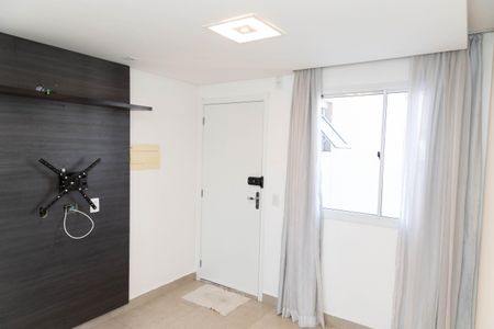 Apartamento para alugar com 40m², 2 quartos e 1 vaga Apartamento para alugar com 40m², 2 quartos e 1 vagaSala