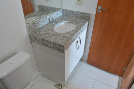Apartamento à venda com 78m², 2 quartos e 1 vagaBanheiro da Suíte