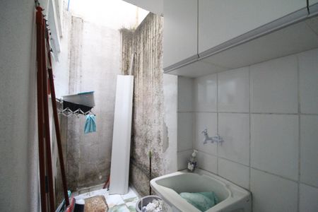 Casa para alugar com 132m², 3 quartos e 1 vagaÁrea de serviço