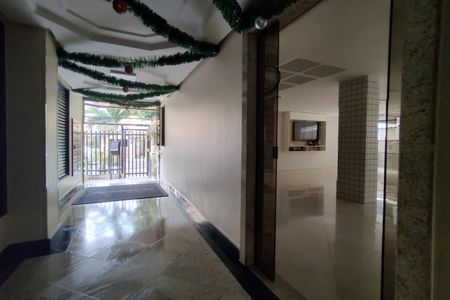 Apartamento à venda com 149m², 4 quartos e 2 vagasHall de entrada