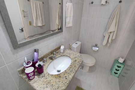 Apartamento à venda com 149m², 4 quartos e 2 vagasBanheiro Social 2